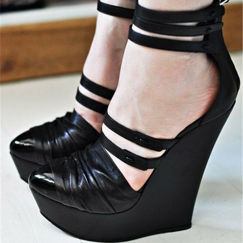 pointed toe wedge shoes